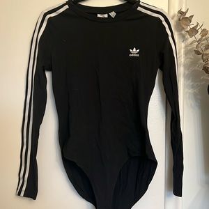 Adidas Bodysuit with keyhole opening In back